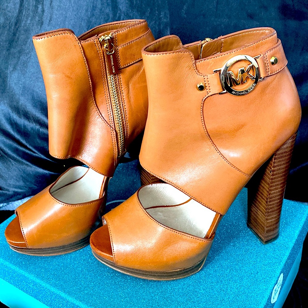 Michael Kors Leather Open Toe Heel
